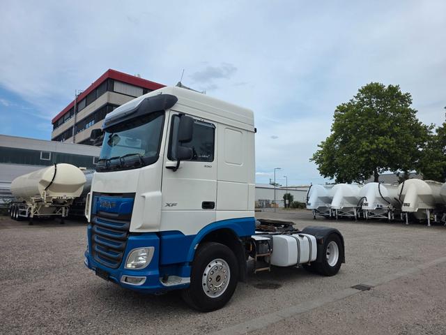 DAF XF530 · instalație de basculare · Space Cab · German!
