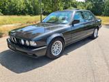 BMW 730iA E32 Oldtimer Top  - BMW 730: E32 730i