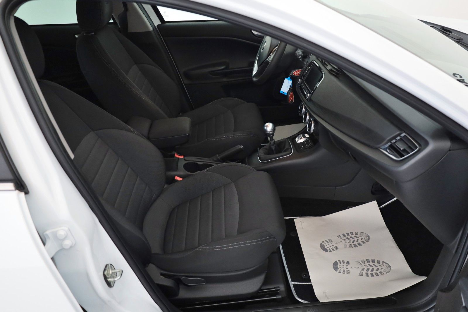 Fahrzeugabbildung Alfa Romeo Giulietta Super Navi,PDC,D.N.A.-Fahrdynamik