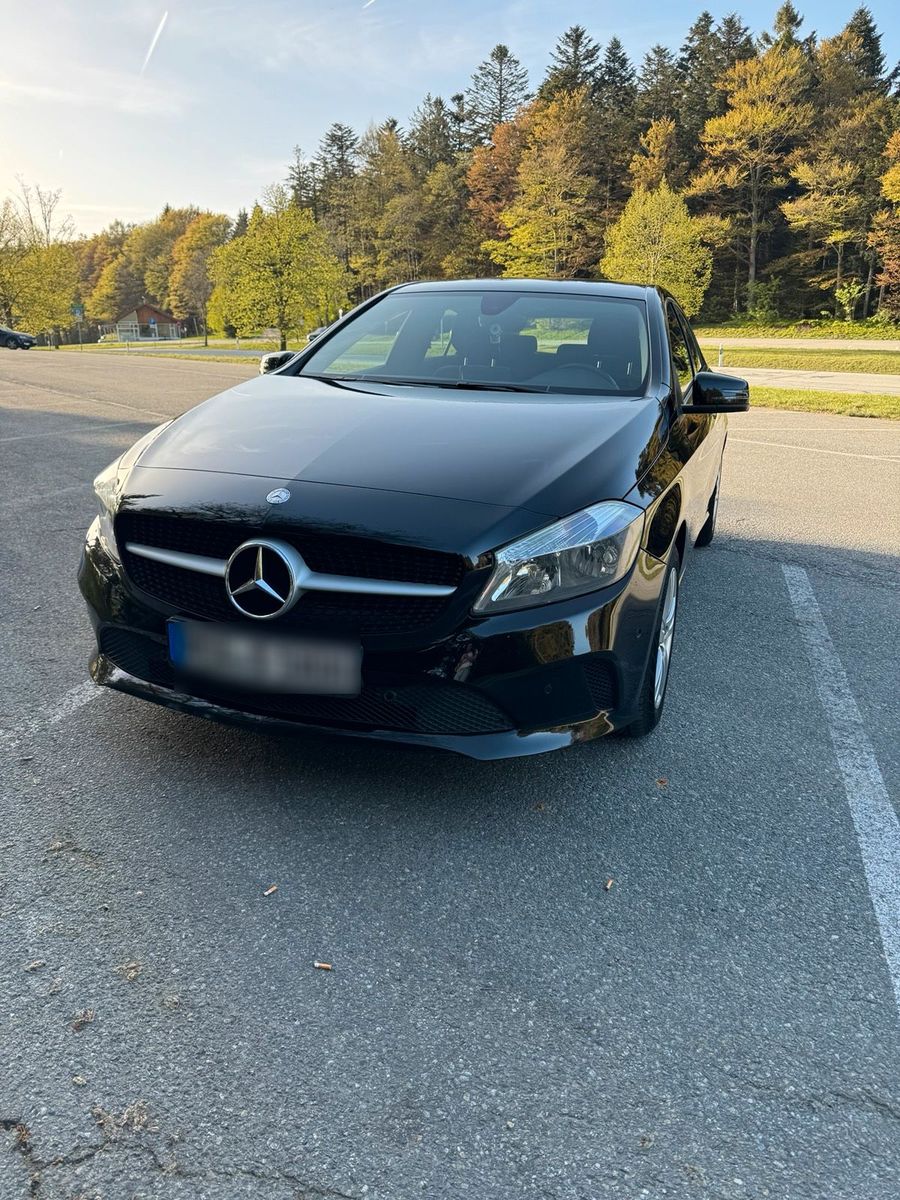 MERCEDES-BENZ Mercedes A 180 Automatik