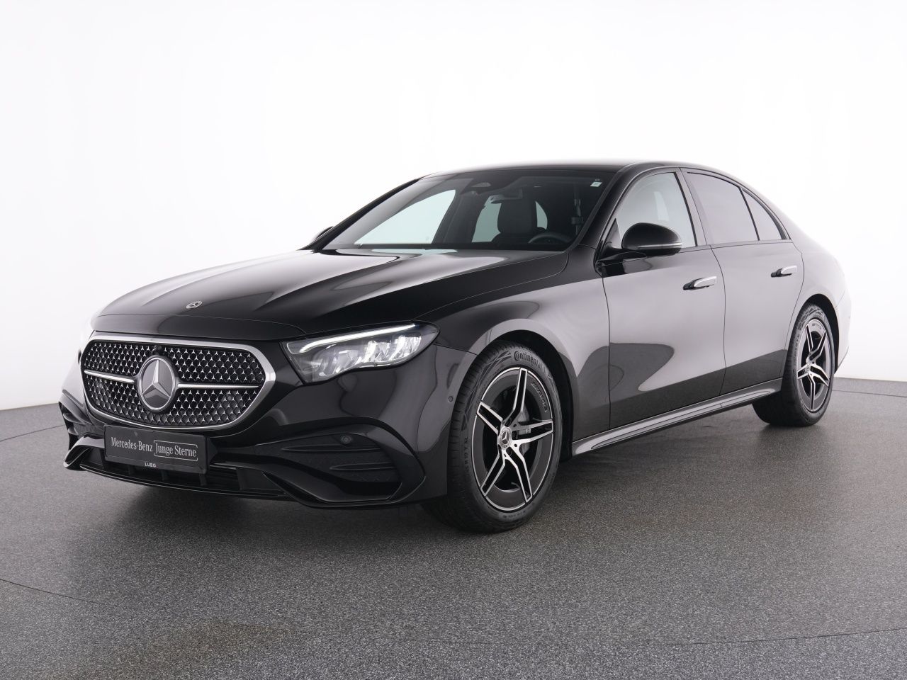 Mercedes-Benz E 220 d AMG LED Night KeyGo Totw Kam KeylGo DAB foto 2