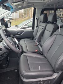 Fahrzeugabbildung Hyundai Staria 2.2 CRDi PRIME 9-Sitzer 2WD PANO ParkP.