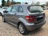 Mercedes-Benz B 180 NGT/GAS/AUTOM./KLIMAA./NAVI./TEMPO./ - Mercedes-Benz B 180: Gas