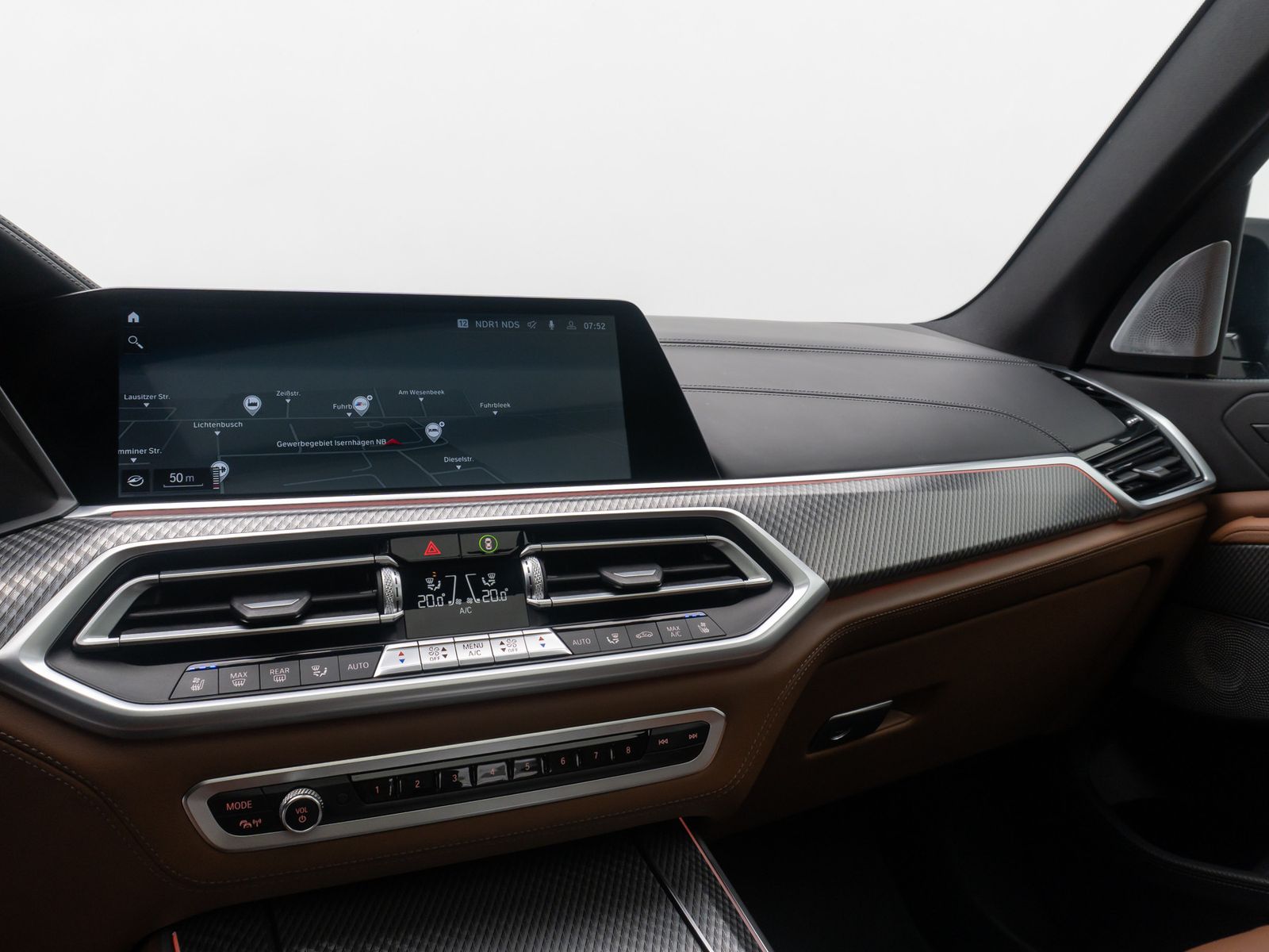 Fahrzeugabbildung BMW X5 M 360°B&W Panorama HUD Massage DAB FondEntert