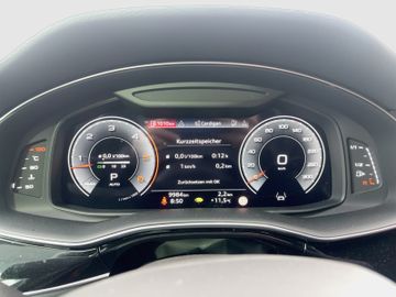 Audi Q8 - 10