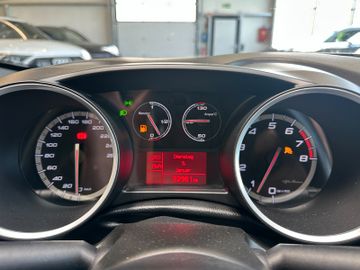 Alfa Romeo Giulietta *BI-XENONAFS)*2-ZONEN*TEMPO*SPORT*