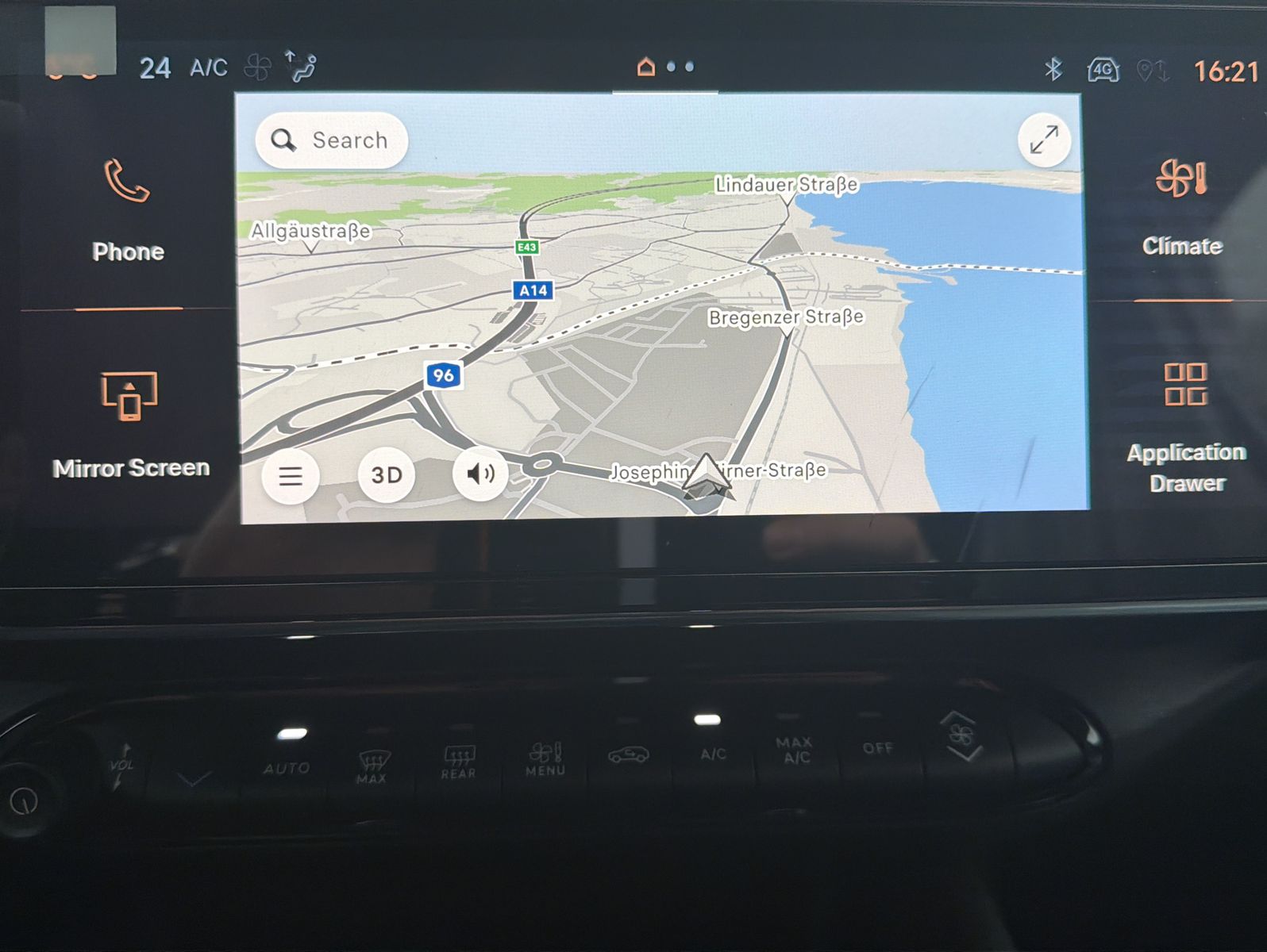 Fahrzeugabbildung Alfa Romeo Junior Ibrida 1.2 VGT 48V-Hybrid 107 kW Q4