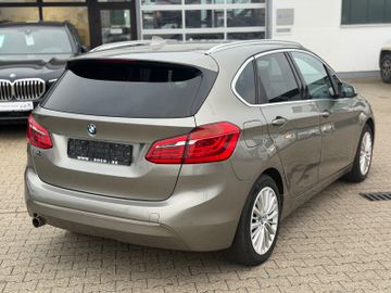 BMW 216 - 3