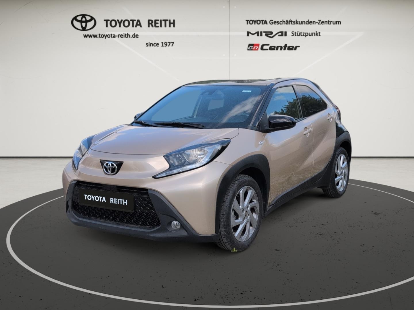 Toyota Aygo X Pulse Apple CarPlay Android Auto Musikstr