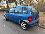 Opel Corsa 1.2 Automatik - Opel Corsa aus 1999: 1.2