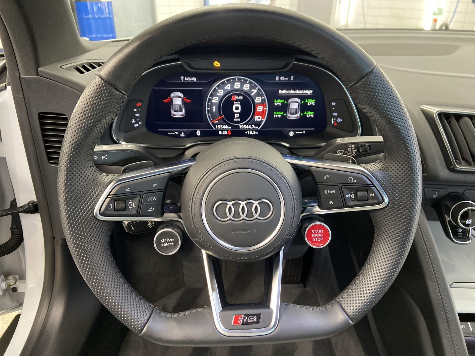 Audi R8 - Bild 11