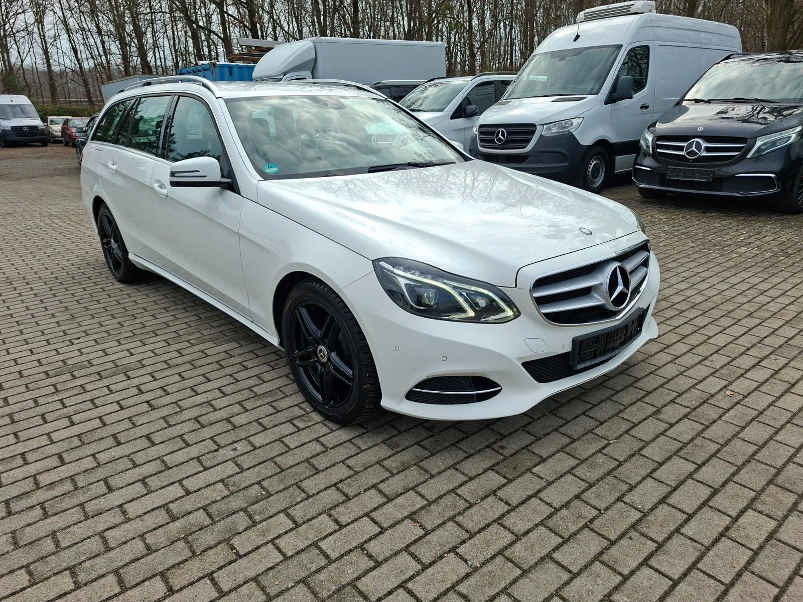 Mercedes-Benz E 220 E T-Modell E 220 CDI BlueEfficiency