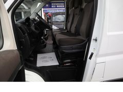 Fahrzeugabbildung Peugeot Boxer L4H2 1hd Navi PDC Scheckheftgepflegt