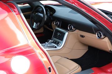 صورة مصغرة 24 لـ 2011 Mercedes-BENZ SLS AMG