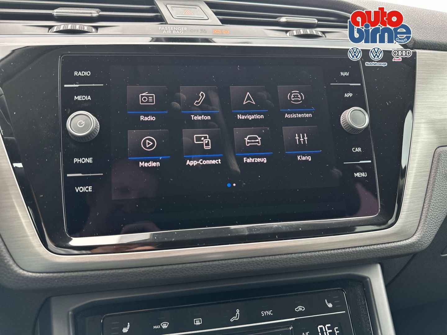 Touran 1.5 TSI Comfortline Navi Digitales Cockpi