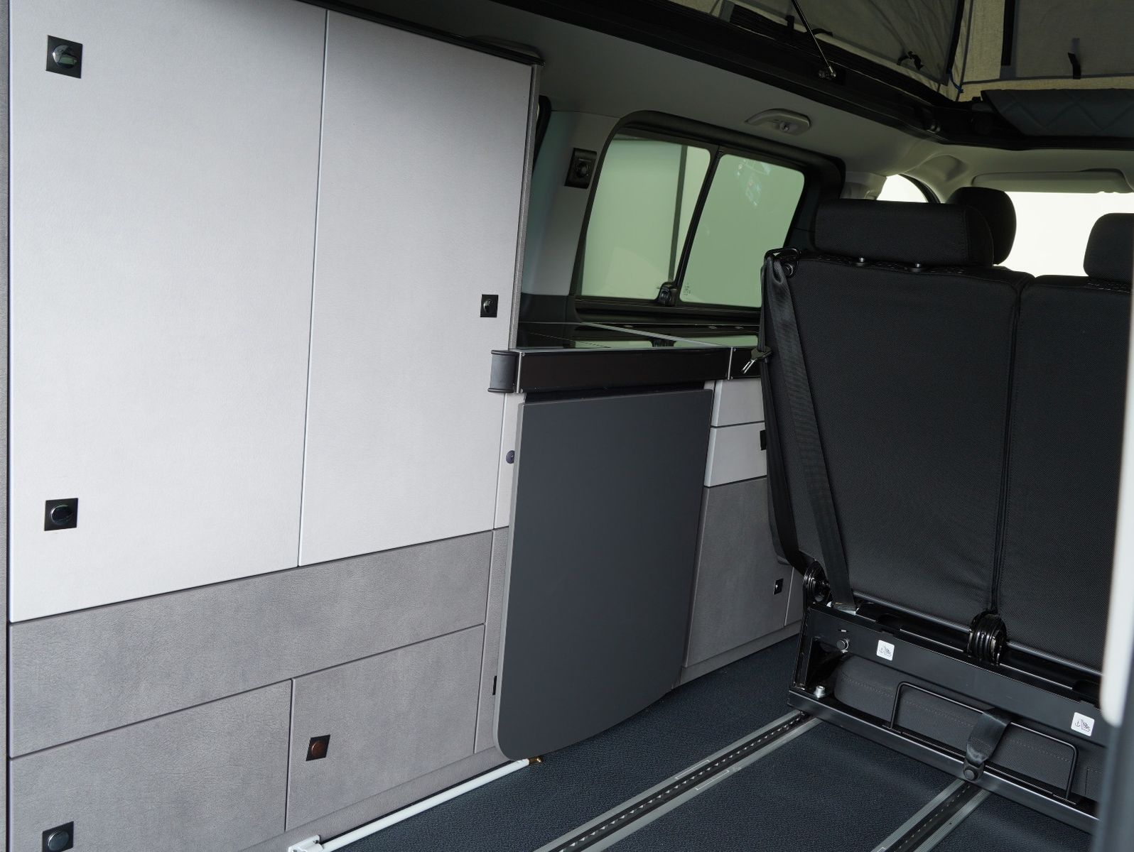 Fahrzeugabbildung Mercedes-Benz Vito Tourer 119 CDI Pro 4x4 lang PÖSSL/KÜCHE