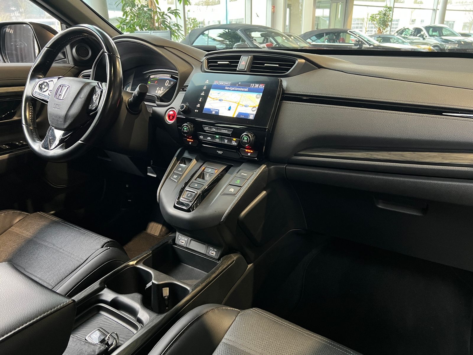 Fahrzeugabbildung Honda CR-V 2.0 i-MMD e:HEV 2WD Sport Line SHZ RFK NAVI