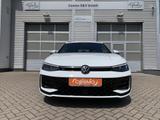 Volkswagen Passat Variant 2.0TDI R-line IQ+DAB+Massage+Navi - weiße Volkswagen Passat Variant