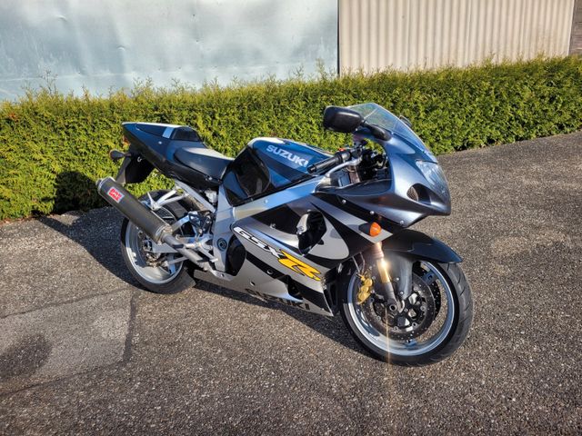 Suzuki GSX R 1000 K1  --> läuft Top ---->Reifen neu  3.