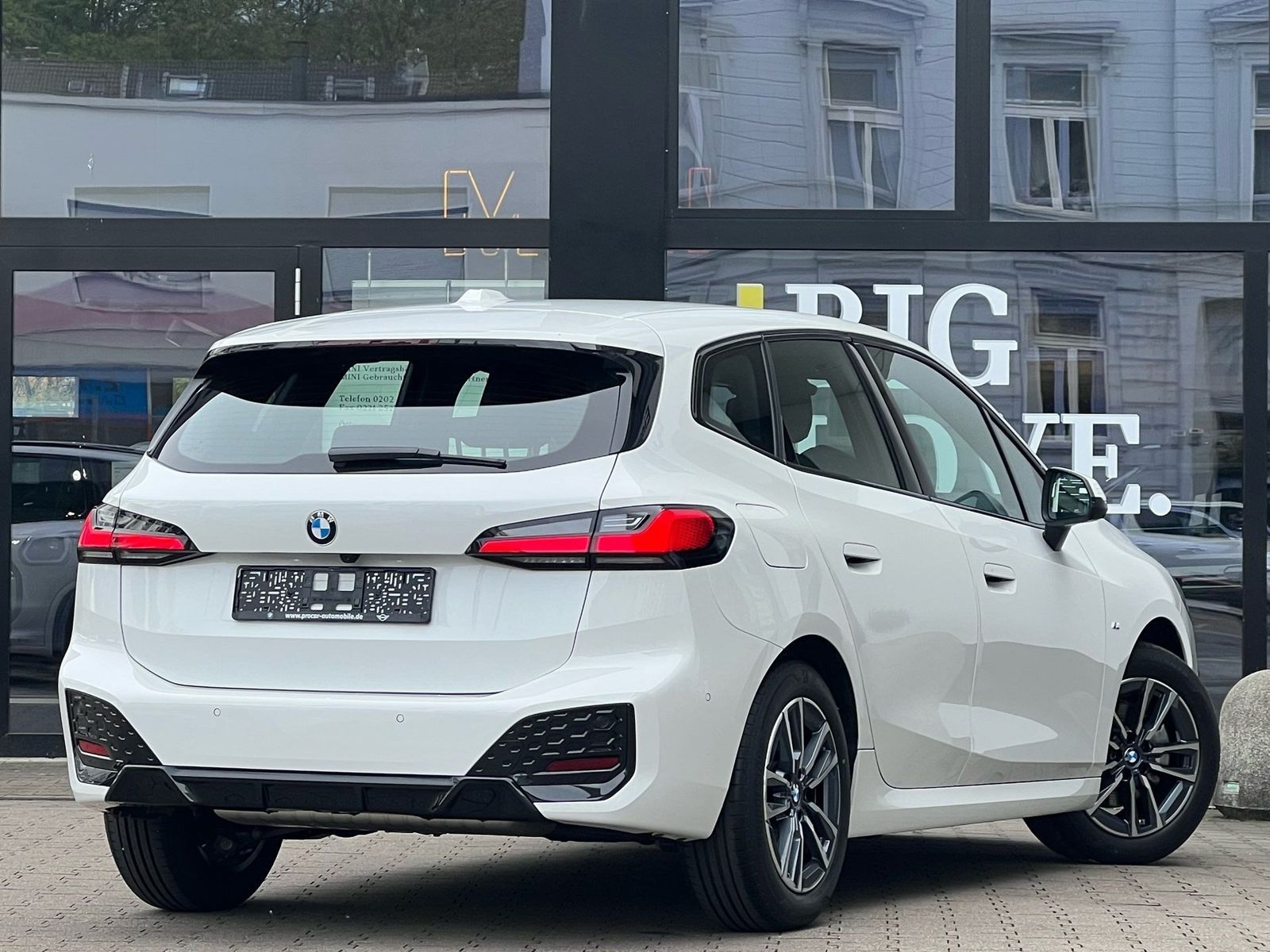 BMW 218 Active Tourer - Bild 2