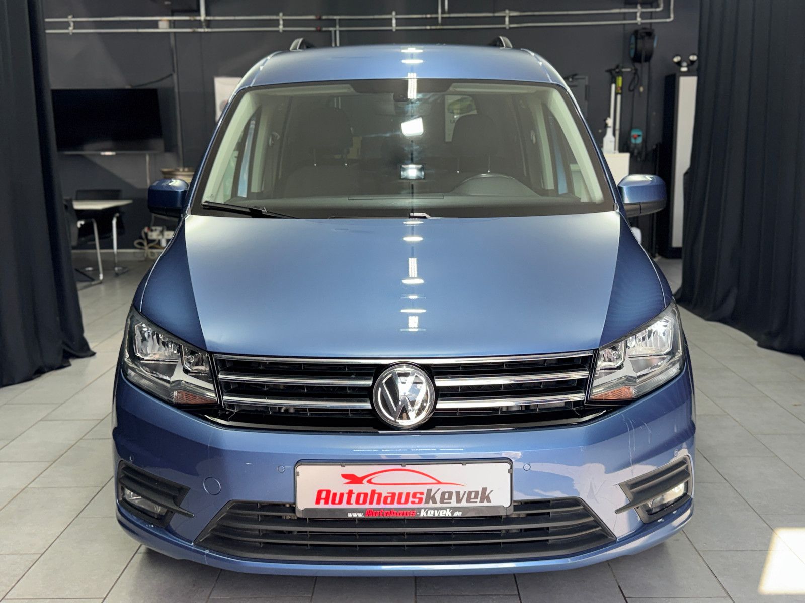 Fahrzeugabbildung Volkswagen Caddy PKW Comfortline BMT 1.4 TSI|NAVI|PDC|