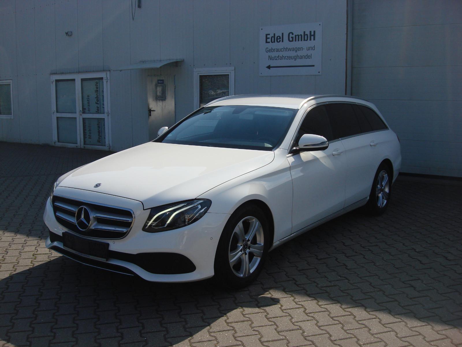 Mercedes-Benz E 220d T Avantgarde 9G-Tronic*LED*Serviceheft*