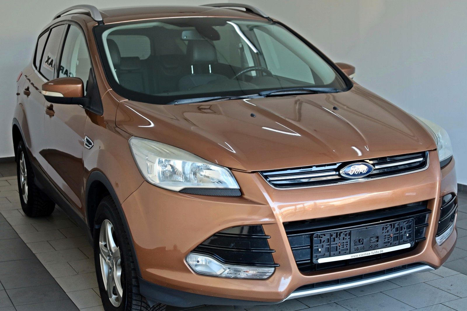 Fahrzeugabbildung Ford Kuga Titanium T.Leder,PSC,AHK,Standheizung,SR+WR
