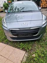 Peugeot 5008 2.0 Style 7-Sitzer Style - Peugeot 5008: Style