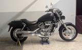 Honda VF 750 C Magna  - HONDA VF MAGNA