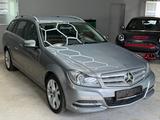 Mercedes-Benz C 200 CDI/MOTOR NEU/GARANTIE/DISTRONIC - Mercedes-Benz C 200 aus 2011 mit Diesel-Antrieb: Kombi
