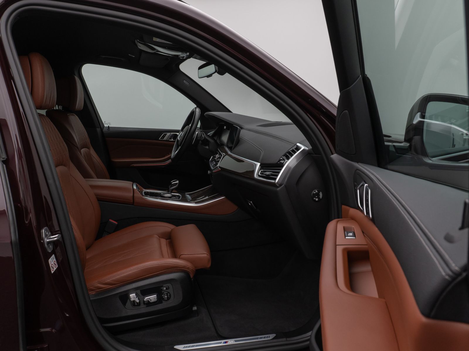 Fahrzeugabbildung BMW X5 xD30d M Sport Kamera Laser HUD DAB HiFi AHK