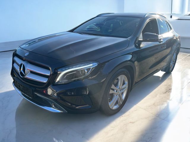 Mercedes-Benz GLA 250 4MATIC Schiebedach Teilleder Kamera