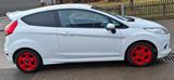 Ford Fiesta 1,6 Ti-VCT Sport/Frost-Weiß/Indiv.-P.... - Ford Fiesta aus 2009: Sport