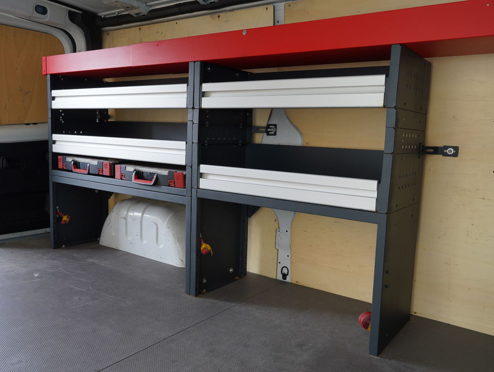 Fahrzeugabbildung Renault Trafic Kasten ENERGY dCi 145 L2H1 3,0t REGAL/AHK
