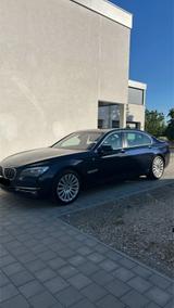 BMW 750 Li V8 449PS Langversion Head-Up So... - gebrauchte BMW 750 aus dem Jahr 2013