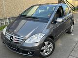 Mercedes-Benz A 180 CDI + 2 Hand *