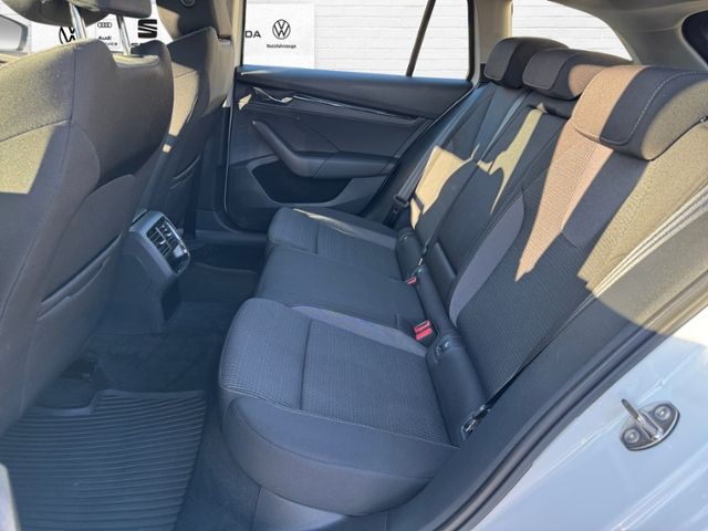 Fahrzeugabbildung SKODA Octavia Combi Ambition 2.0 TDI DSG KLIMA LED NAV