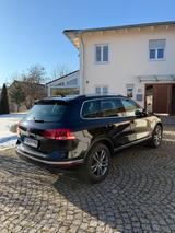 Volkswagen Touareg 3.0 V6 TDI SCR R-line PANO AHK LUFT  - Volkswagen Touareg: 6.0