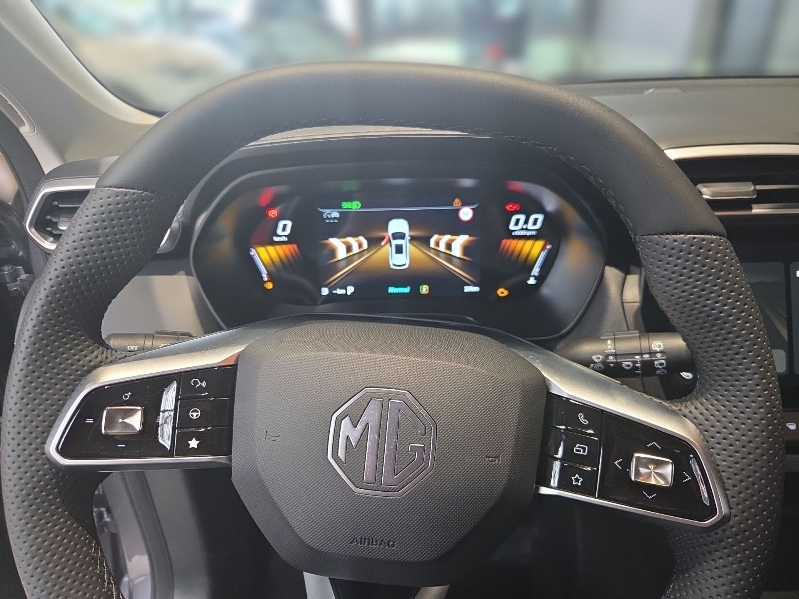 Fahrzeugabbildung MG ZS 1.5 Hybrid+ 145 kW Luxury *NAVI*KLIMA*SITZHZG