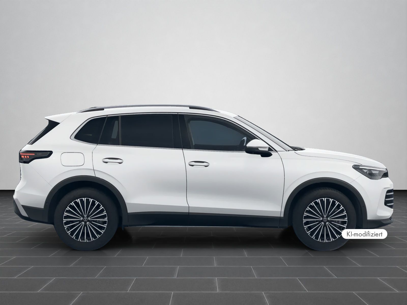 Volkswagen Tiguan - Bild 13