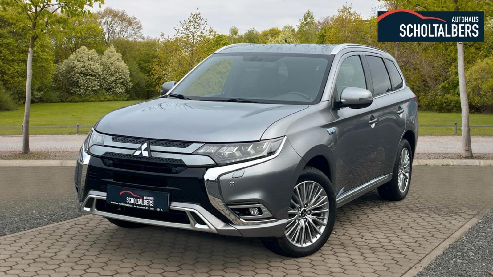 Mitsubishi OUTLANDER Plug-In-Hybrid TOP 4WD *AHK* & 1. Hand