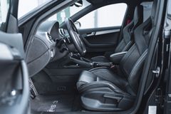 Fahrzeugabbildung Audi RS3 Sportback 2.5 TFSI Quattro*Schalensitz*MwSt*
