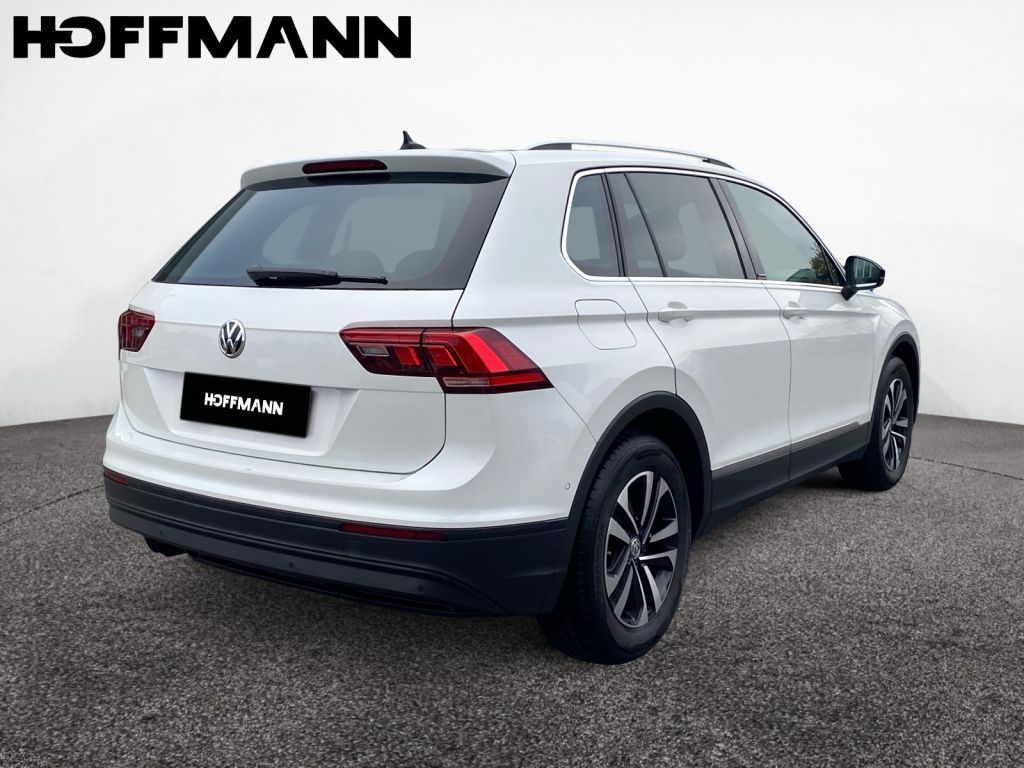 Fahrzeugabbildung Volkswagen Tiguan 2.0 TDI DSG IQ.DRIVE AHZV Standheizung