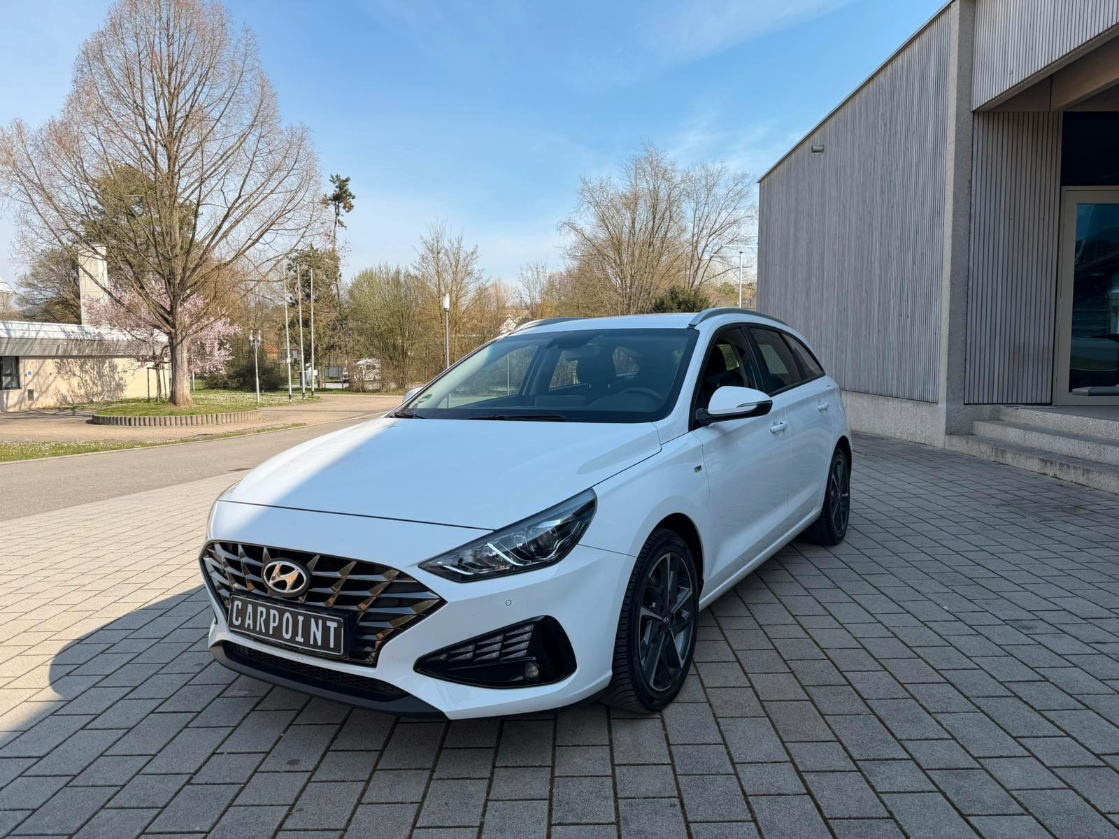 Hyundai i30 Kombi 1.5 T-GDI Trend/LED/AUT/NAVI/CAM/ACC/