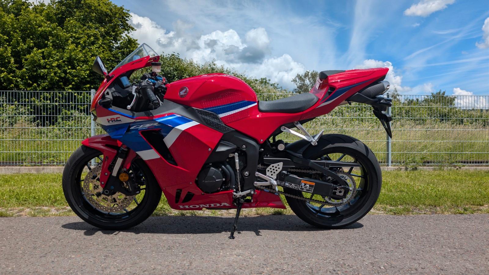 Honda CBR600RR - Dunlop MK4, StompGrip