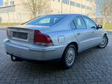 Volvo S60 Lim. 2.4 D5/LEDER/AHK/TEMPOMAT/KLIMA - Volvo S60: 2.5