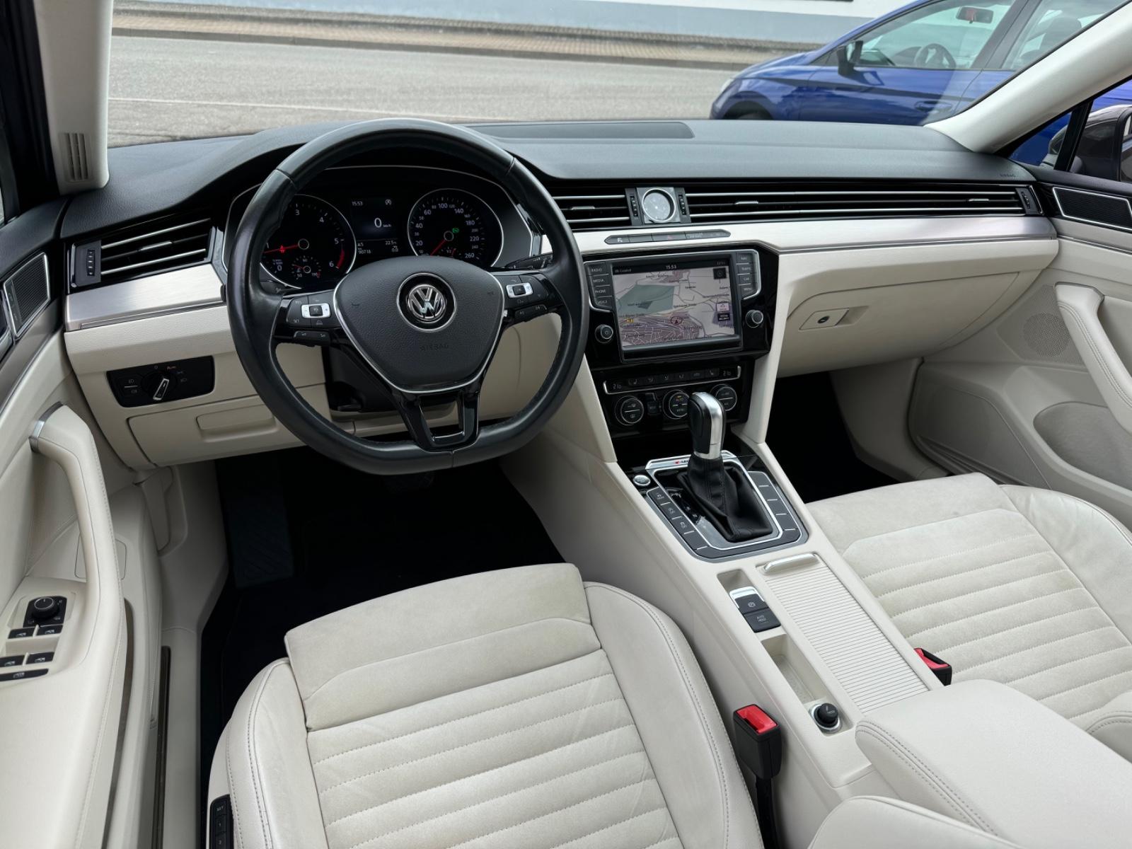 Volkswagen Passat 2.0 TDI 4M DSG Highline *PANO*ACC*360°*