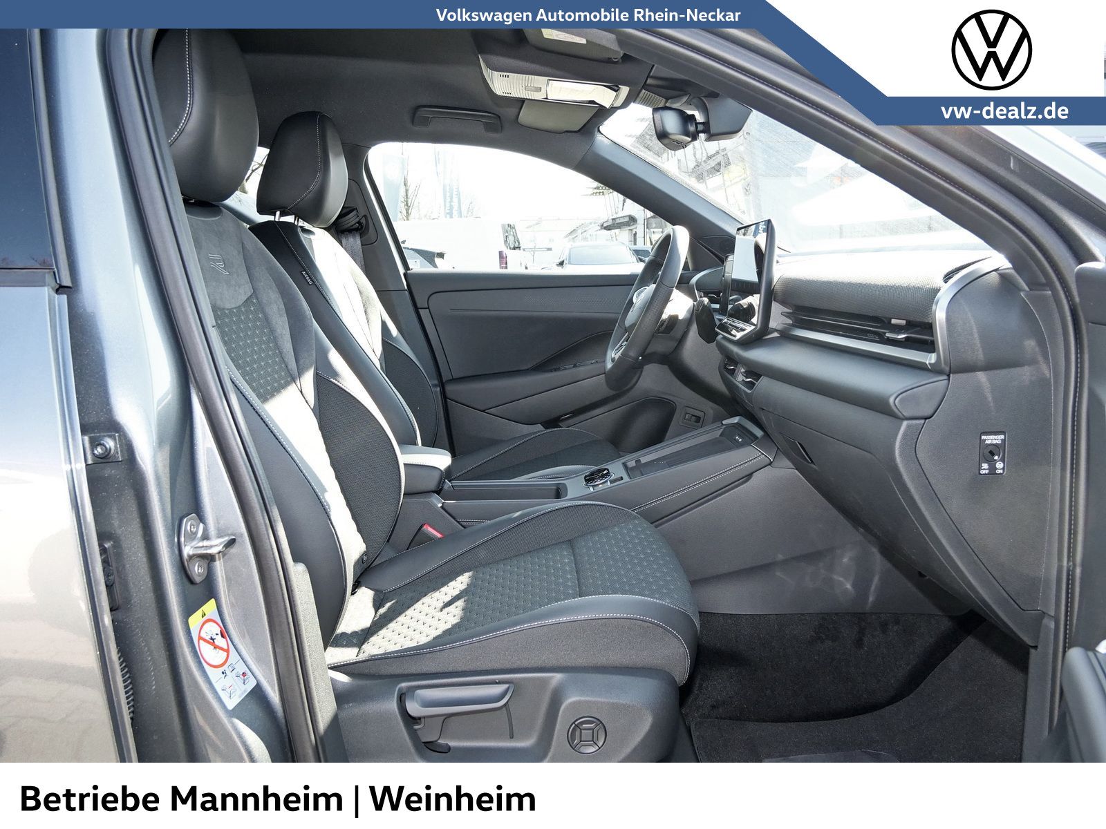 Volkswagen T-Roc - Bild 8