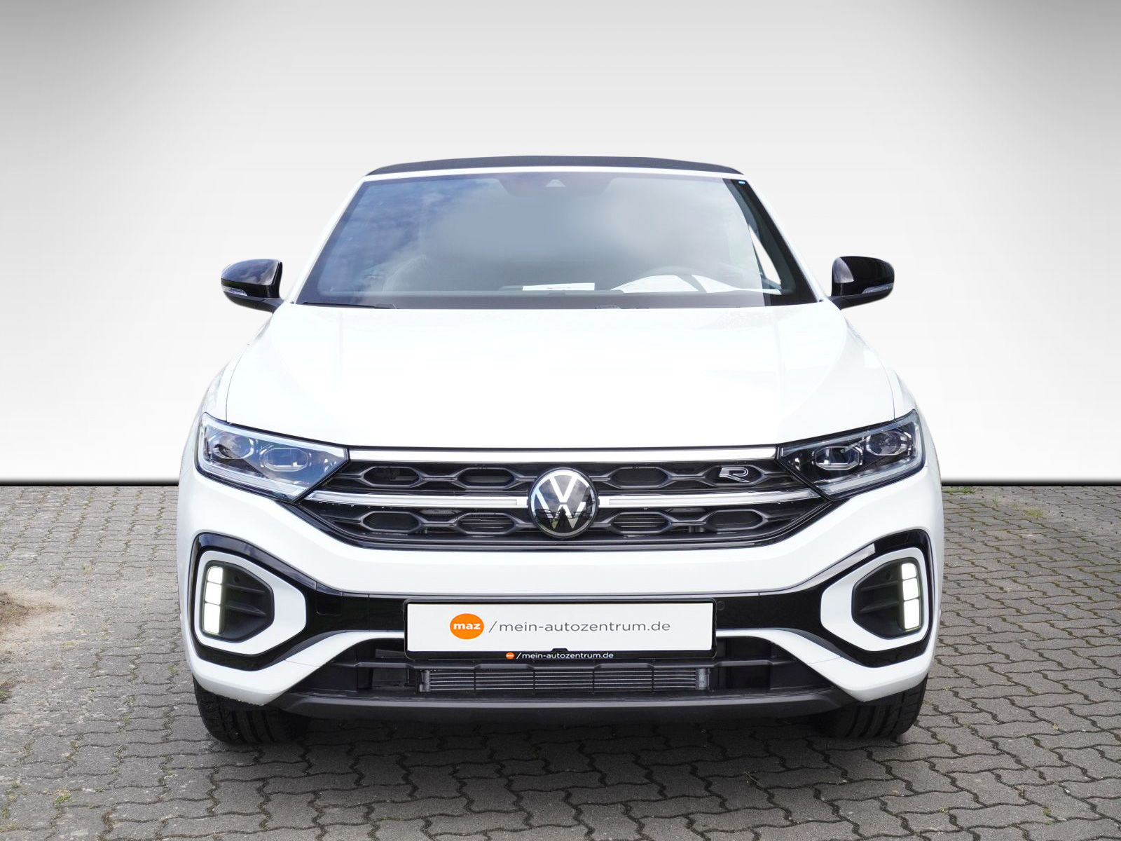 Fahrzeugabbildung Volkswagen T-Roc Cabriolet R-Line 1.5 l TSI OPF 110 kW (150