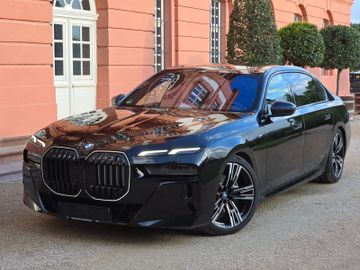BMW 740 - 2
